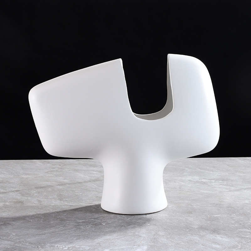 北欧抽象感艺术花花瓶装饰品奢摆件人像 陶瓷软人形器轻现代简约