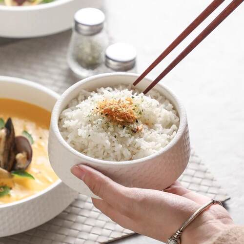 超好看的钵形日式米饭碗甜品碗 高颜值陶瓷碗点点浮雕干饭碗粥碗