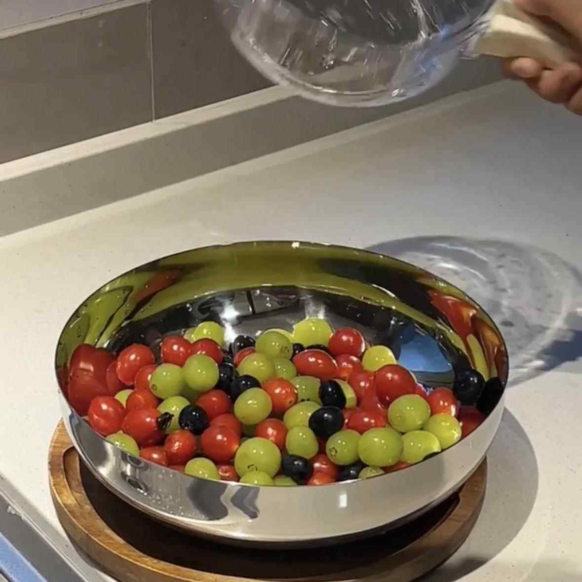 不锈钢沙拉碗食品级304加大加厚泡面冷面盘拌饭盆厨房烘焙料理盆