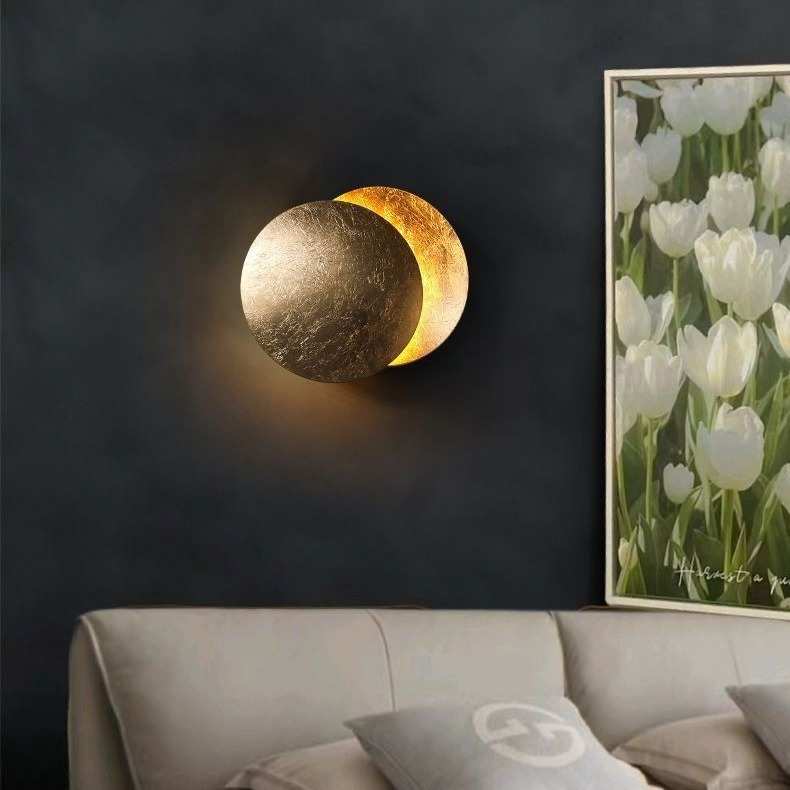 LED日食月食卧室壁灯过道北欧轻奢现代可旋转床头铁艺楼梯灯