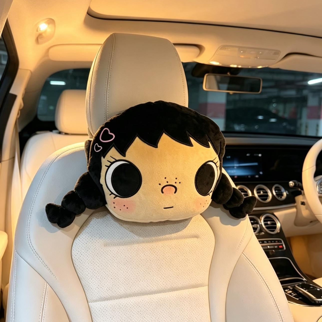 腮红马尾女孩汽车头枕腰靠女生高颜值实用摆件创意氛围感车载好物