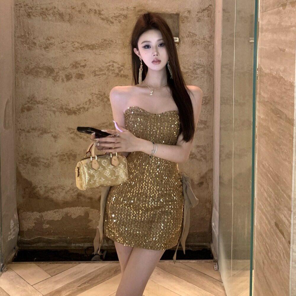 香槟色闪闪亮片晚礼服女高级感宴会气质性感短款包臀抹胸连衣裙