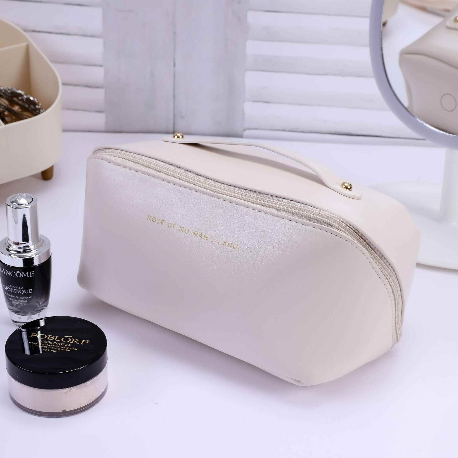 化妆包2PU包女2皮02大旅容量便携化妆箱行洗漱包化妆品收纳包 in