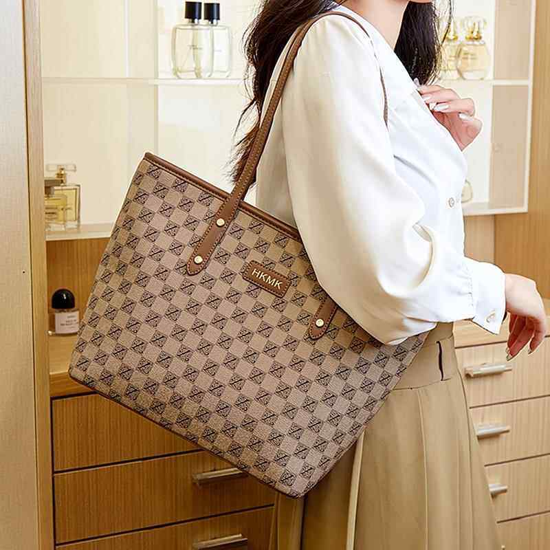 潮牌韩版真皮包包女新款时尚大容量单肩包通勤手提托特大包斜挎包