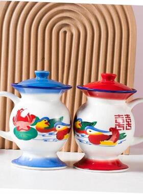 spittoon cup old-fashioned nostalgic drinking cup lovers'