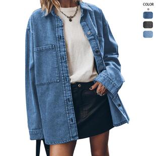 Women's long sleeved denim jacket with blue large pocket