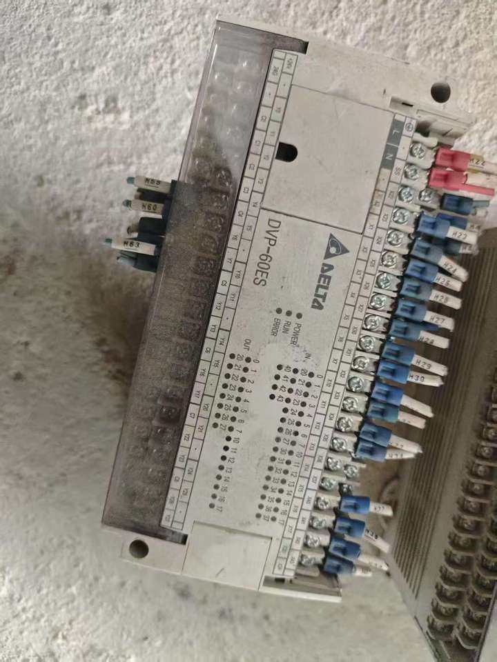 1月12日北京【京械9276】单位淘汰报废处置plc2台网络拍卖公告