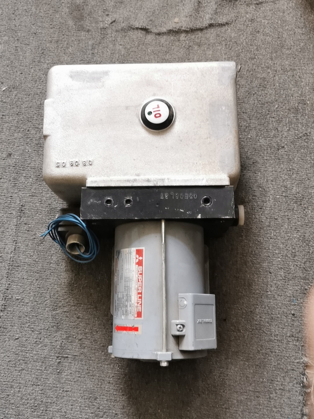 全新纯日本三菱电机，三菱液压泵，三菱升降器马达 SE-JR