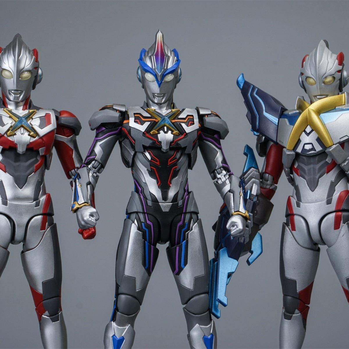 布莱泽塔捷德SHF奥特曼变形玩具