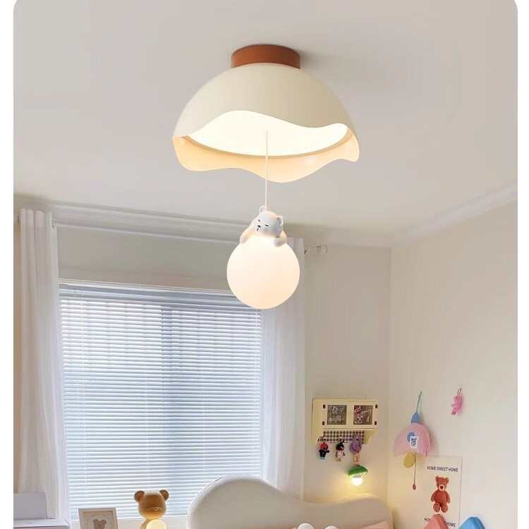 女孩吸顶灯男孩卧灯小孩白熊吊灯灯风卧室奶油儿童小房间房主蛋壳