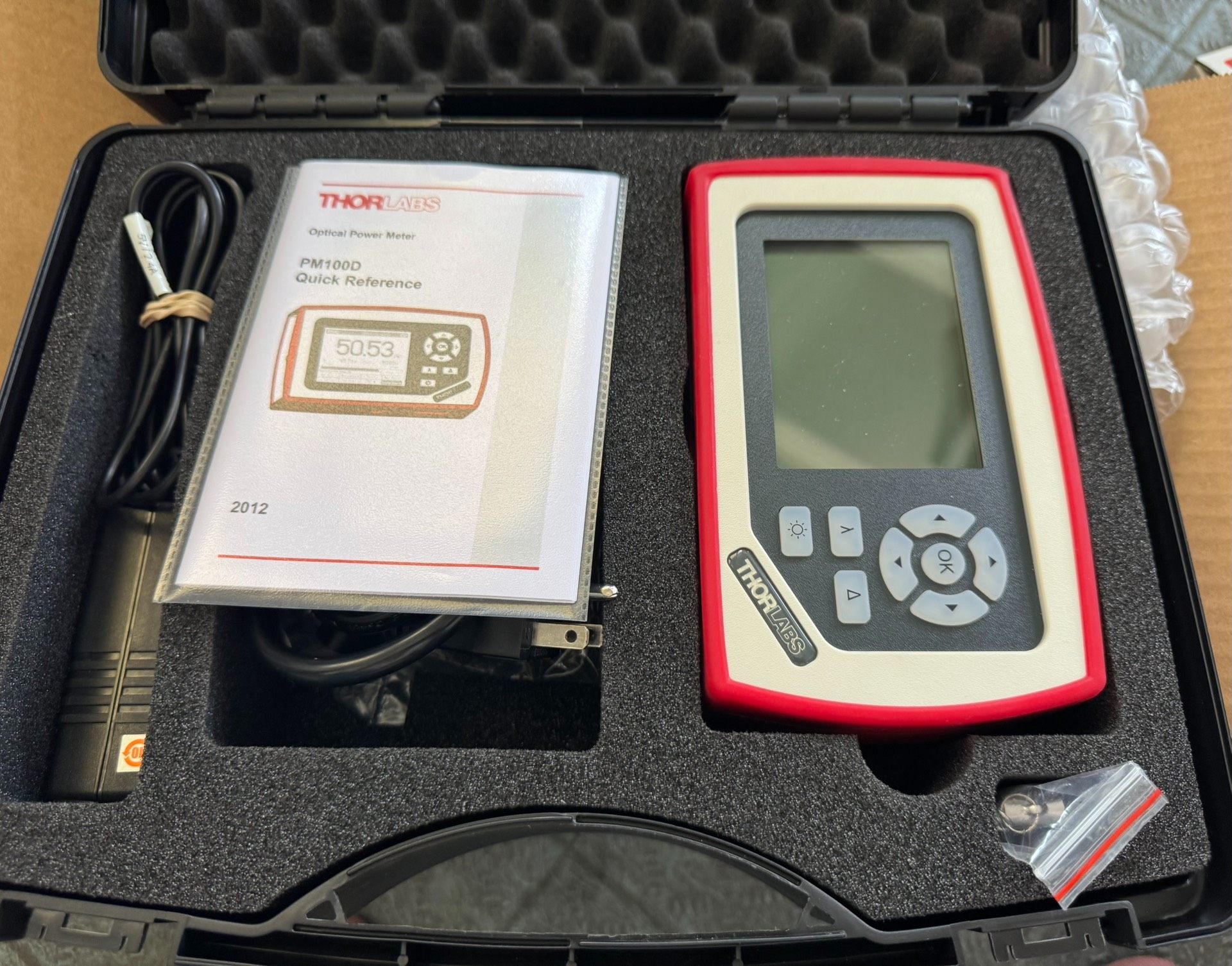 索雷博THORLABS PM100D数字光功率计 实物如图片