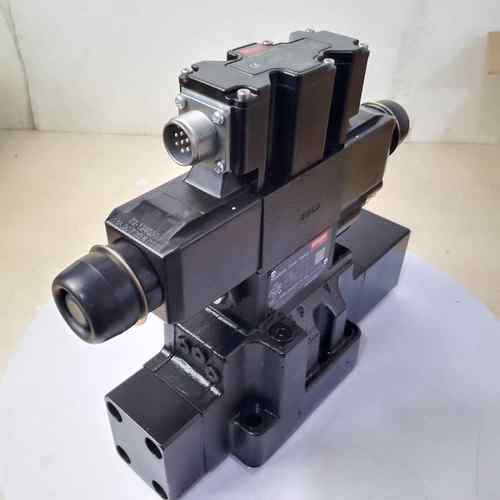 858AN00004A KFGD4VB-5-52C0N-Z-M1-PE7H7LHG-12 威格士比例阀