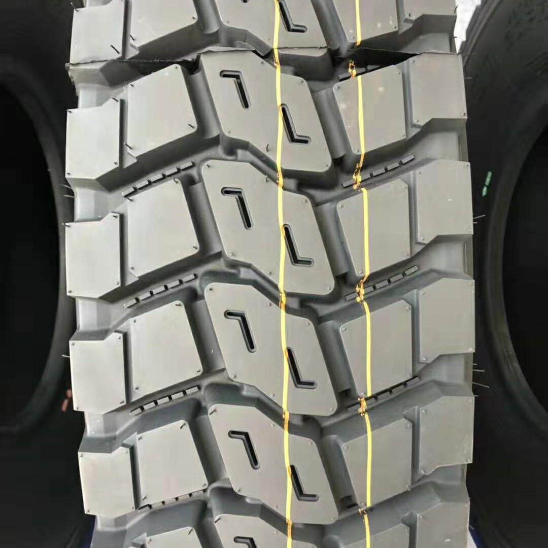国友轮胎900R20 10.00R20矿山花纹重载耐磨罐车前四后八轮胎现货