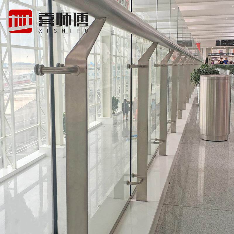 304不锈钢焊接拼板烤漆工程立柱栏杆别墅室内楼梯扶手玻璃木楼梯