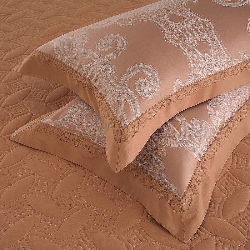 欧式奢华贡缎提花四件套纯棉加厚床单绗缝夹棉床盖结婚庆床上用品
