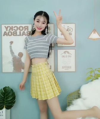 入手对比TCL65Q2M和海信H65E3A优缺点是？配置参数区别是？哪款好用些？