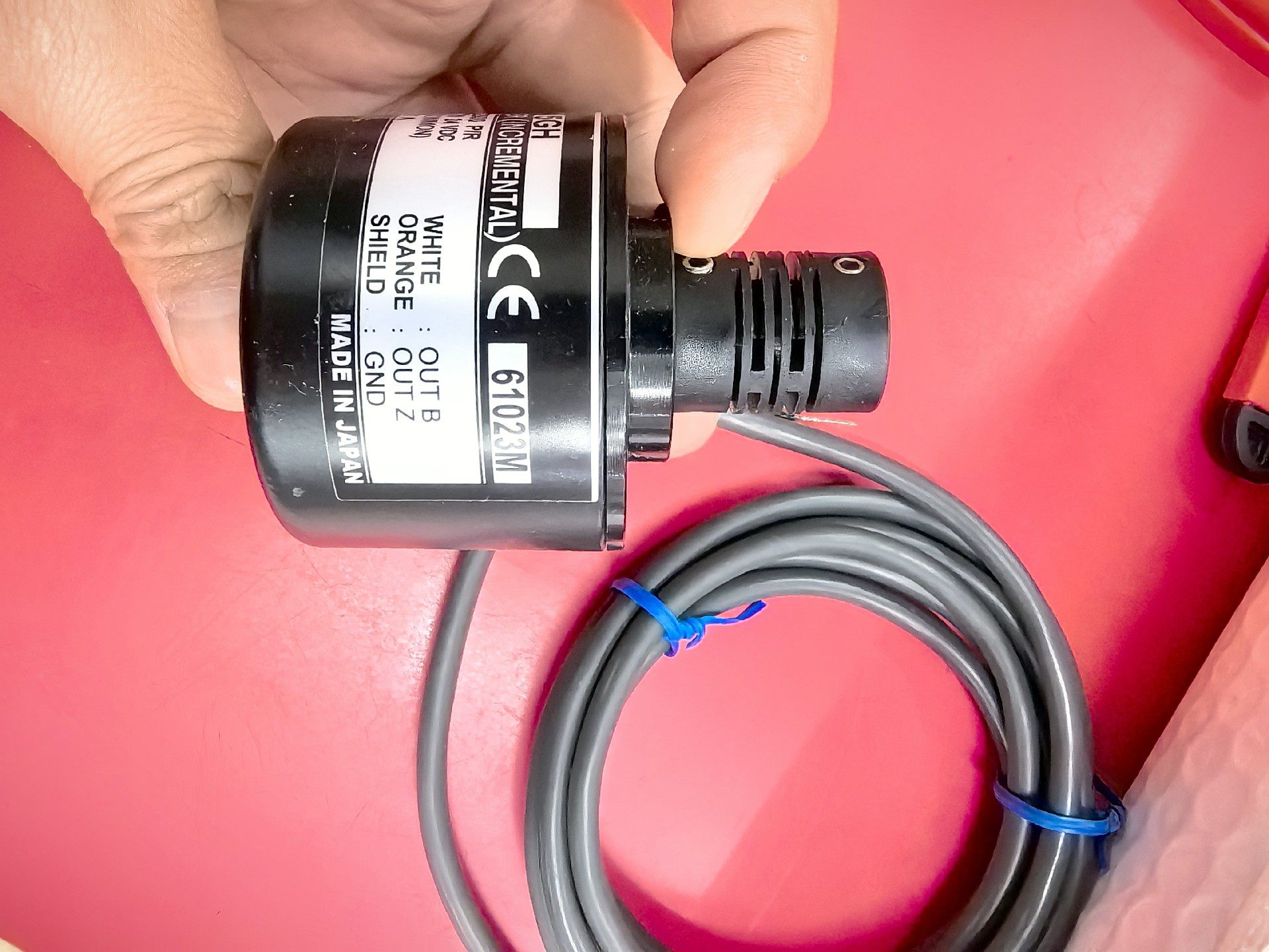 E6C3-CWZ5GH 2500P/R 2M   2个，全新