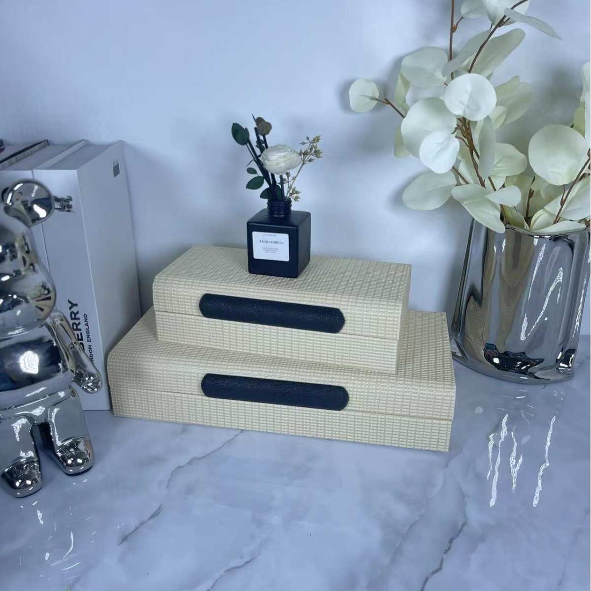 现代简约轻奢风家居卧室软装样板房酒店衣帽间首饰皮革装饰收纳盒