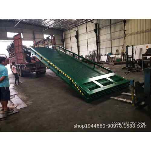 广州集QYJ装箱坡 左右道移动登车 码头桥装式卸货平台 物流上货钧