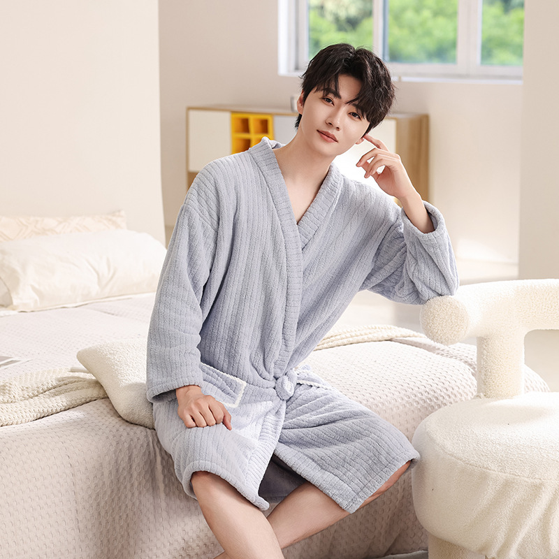 法兰绒家居服睡袍加厚珊瑚浴袍