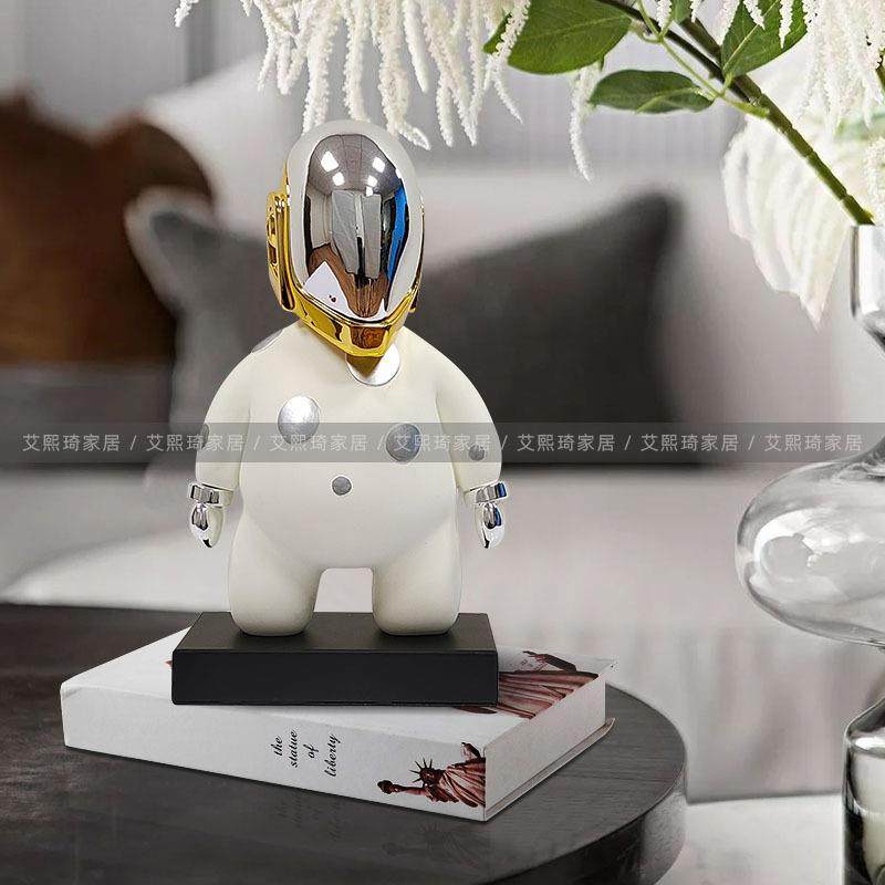简约现代外星人抽象人物雕塑售楼处客厅玄关桌艺术摆件软装饰品