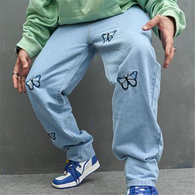 Men ' s Butterfly Embroidery Light Blue Jeans , Loose Fit