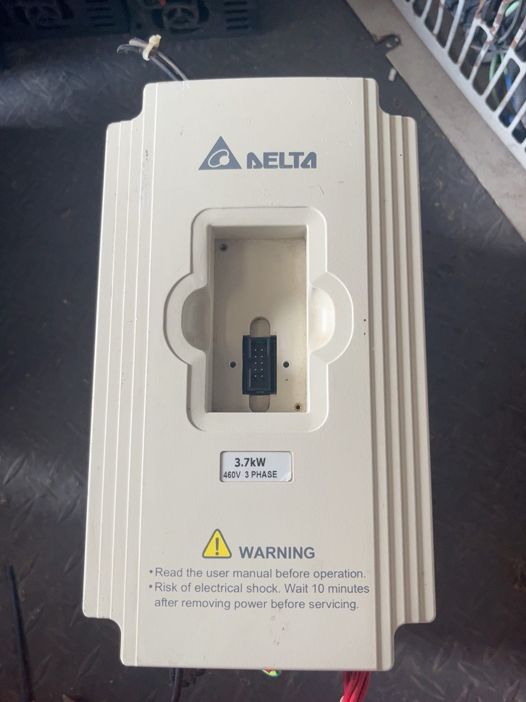 拆机台达变频器vfd037m43a，3.7千瓦，380V，成