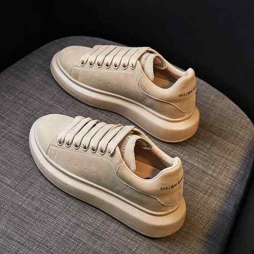 潮牌板鞋女2024年春秋新款百搭学生厚底增高松糕鞋网红真皮休闲鞋