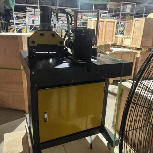 H三Y-150三合冲一铜铝排加工机孔切断折D弯机合一DHY母线加工机