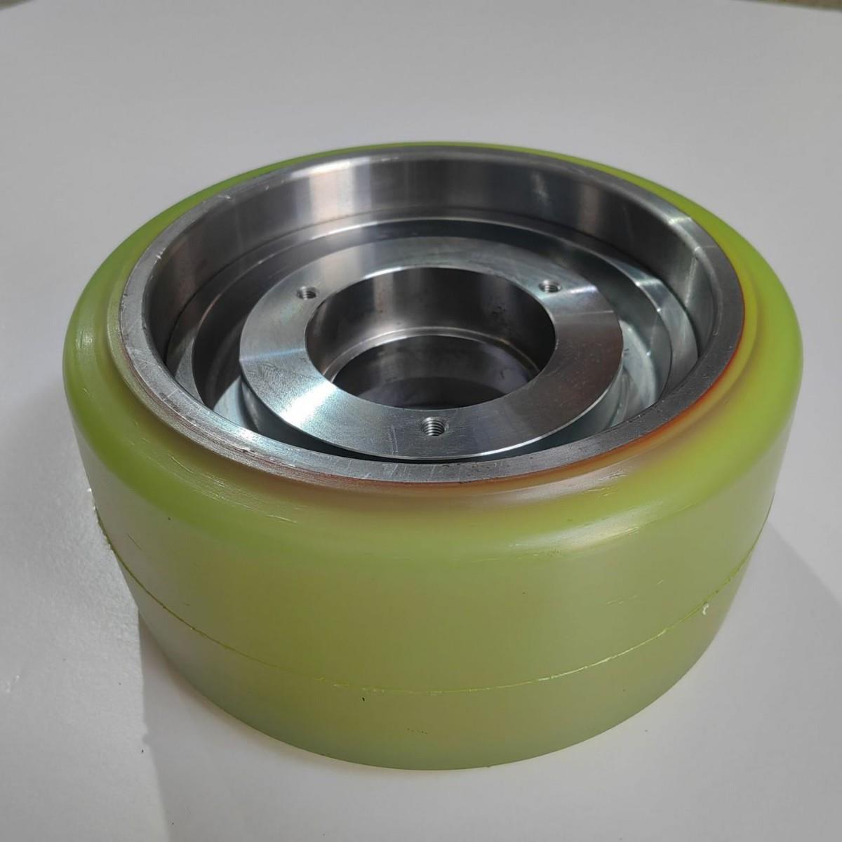 现货小松FB18RL-15承重轮总成254*120承载轮小松前轮聚氨酯