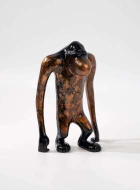 现代意k式样长臂猩猩创意摆件板厅房客茶几桌面艺术饰电视柜装品
