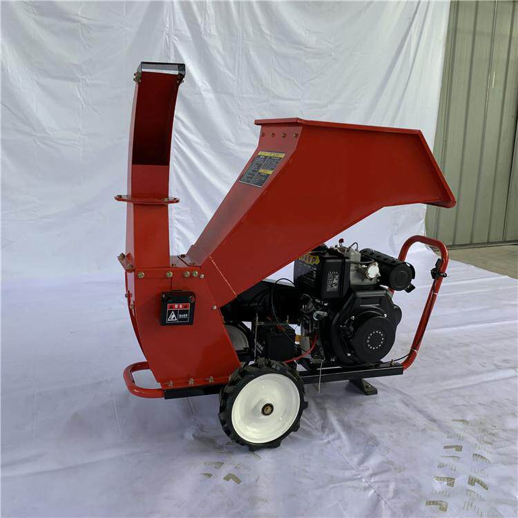果园林树枝粉碎机农业机械柴油果树破碎机物业绿化修剪树枝粉碎机
