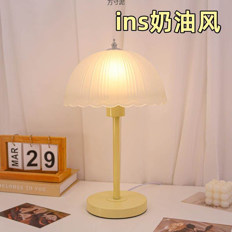 台灯卧室床头灯感简约轻奢现代2026网红结婚高端主卧床头柜灯