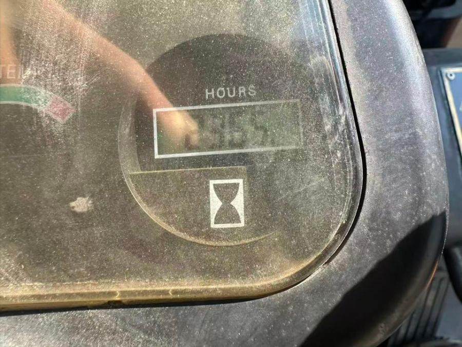 1月4日苏州重新竞价委托-资产处置单位长期睡觉车,杭州叉车一台,载重4.5吨,精品车况2300小时,性能完好网络拍卖公告