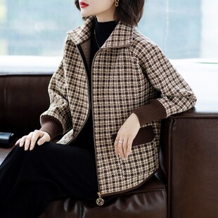 妈妈夹克时尚上衣服春秋中老年人50岁洋派中年女2025新款春装外套