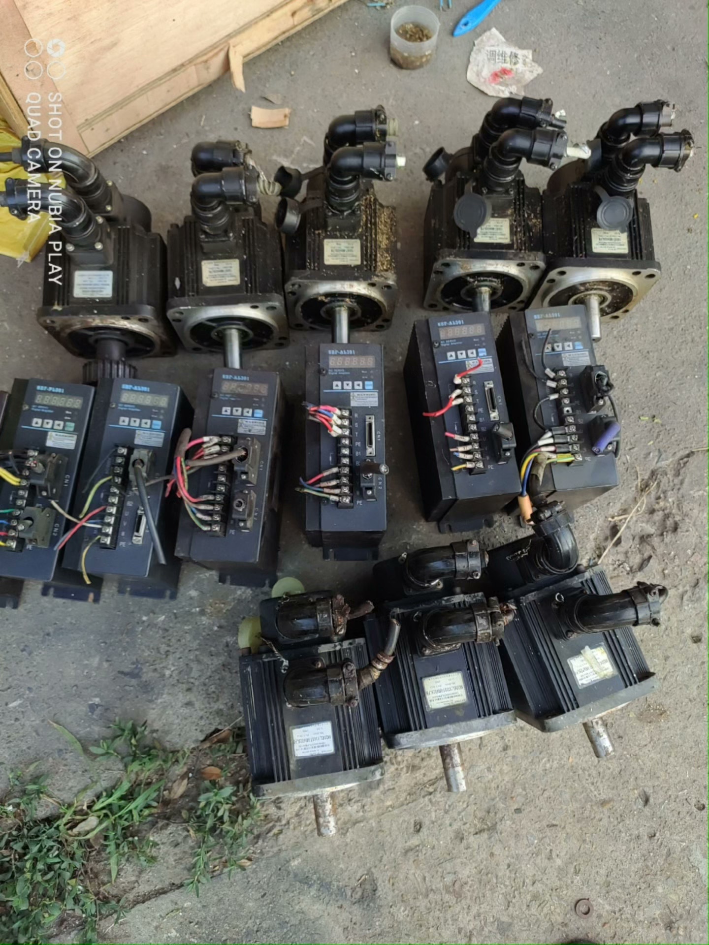 华大伺服驱动器SBF-AL301/3A，配套130ST-M0