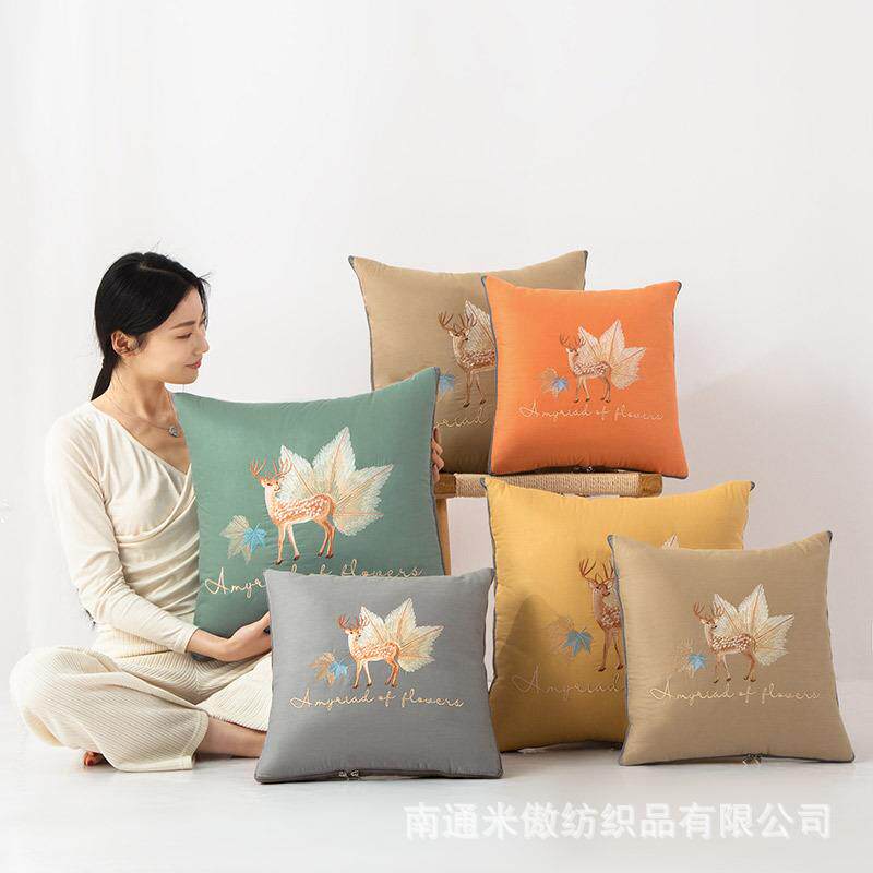 纯棉刺绣抱枕被子两用二合一汽车折叠靠垫枕头被办公室午睡空调被