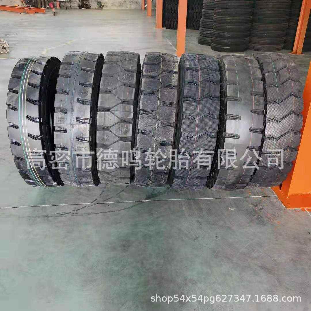 全钢丝货车轮胎750/825/ 900/1000/1100/1200/R20 11/12/13R22.5