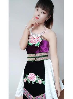 中国贵州云南民族风苗族头饰舞台表演服项圈胸饰品挂饰民族项链女