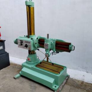 厂家供应Z3135万向摇臂钻床移动铰孔攻螺纹Z3725摇臂钻床