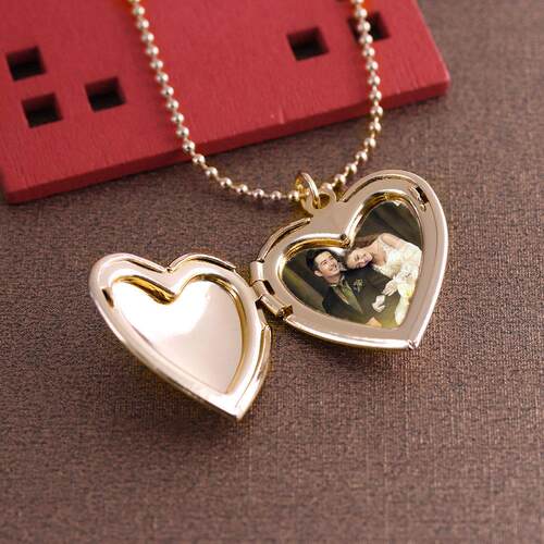 1PC Heart Shaped Friend Photo Picture Frame Locket Pendant f