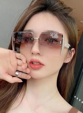 2025新款方形无框切边太阳镜网红个性大牌眼镜大框时尚墨镜