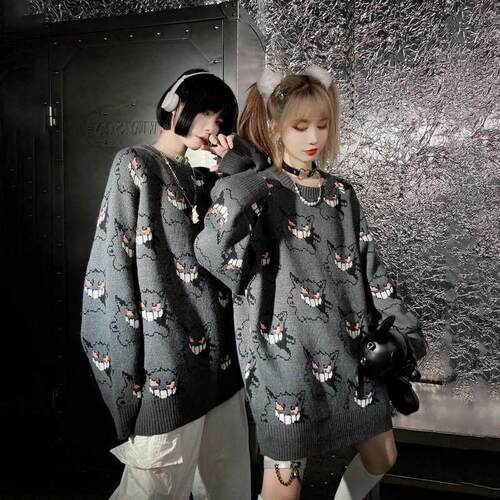 Round necked pullover long sleeved little monster jacquard s