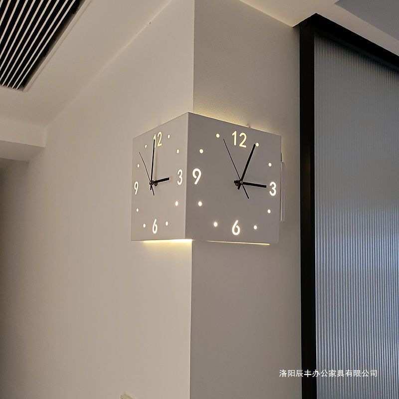 风转角钟双面挂钟客厅创意简约现代两面挂钟免打孔时尚阳角钟