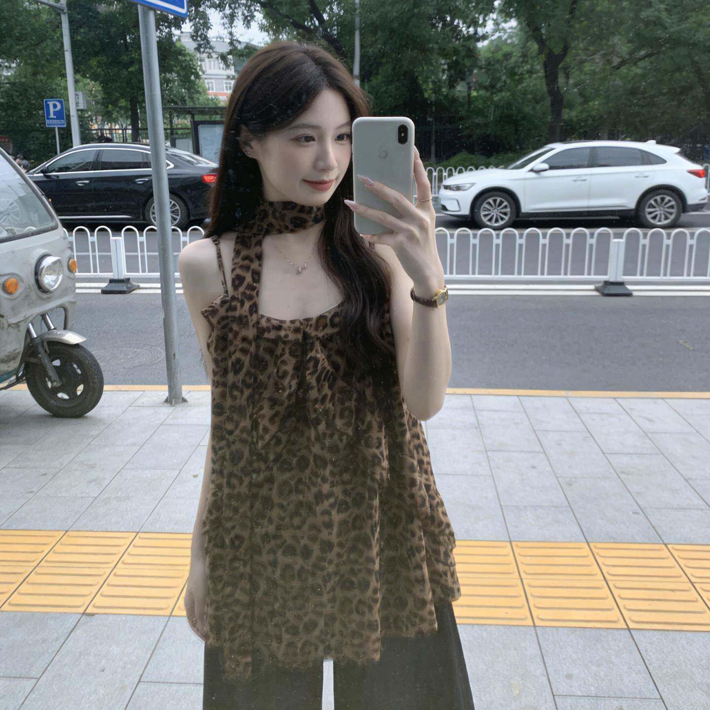 美式辣妹豹纹荷叶边吊带背心女夏外穿配挂颈系带绝美宽松无袖上衣