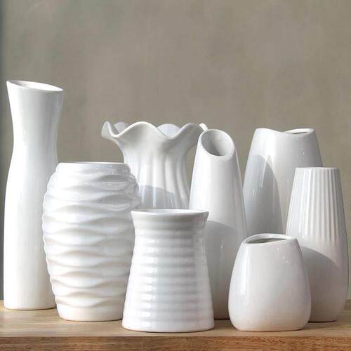 Small fresh ceramic white hydroponic vase dried flower