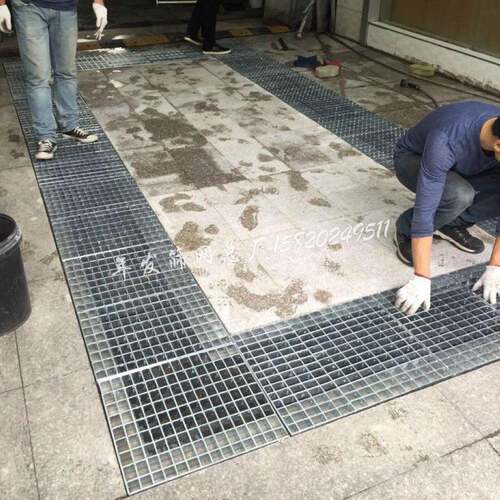 城市排水沟盖板隐形镀锌角钢踏步防滑下水道钢格栅30cm宽