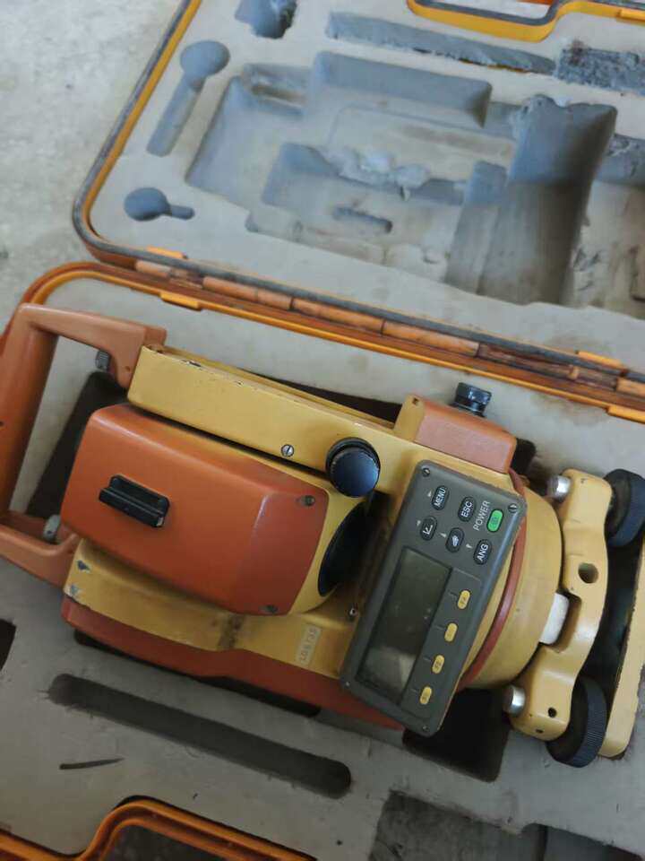 3月25日北京【京械3407】单位淘汰报废处置全站仪一台网络拍卖公告