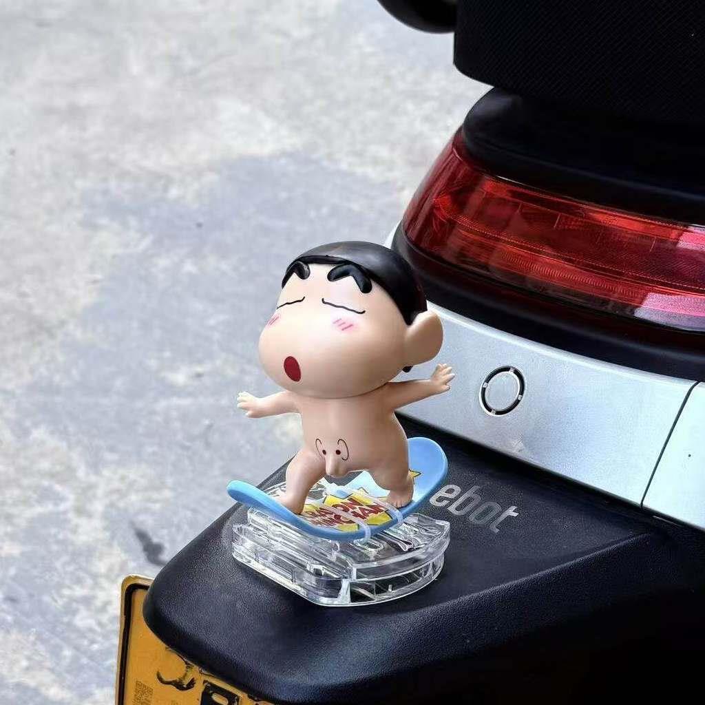 电动车后尾装饰适用九号车载摆件车尾挂件品踏板摩托车卡通玩偶图片