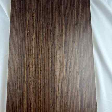 20cm x 30cm 的1.2厘木饰面板贴面不同科技木多层板小色板打样